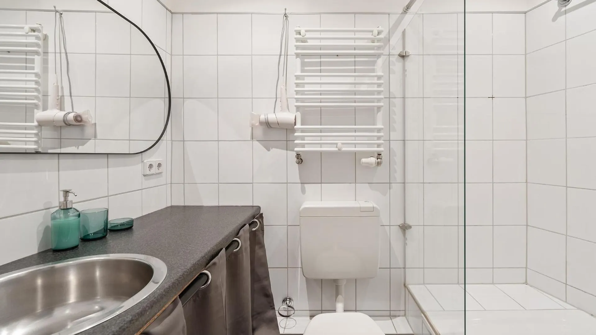 Holiday 33 Apartment O, 4 Rooms And Whirlpool Berlin