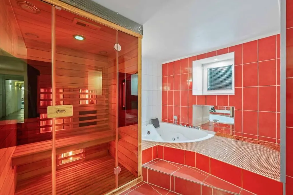 Holiday 33 Apartment O, 4 Rooms And Whirlpool Berlin